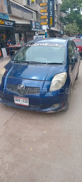Toyota Vitz 2005 for Sale in Karachi Image-1