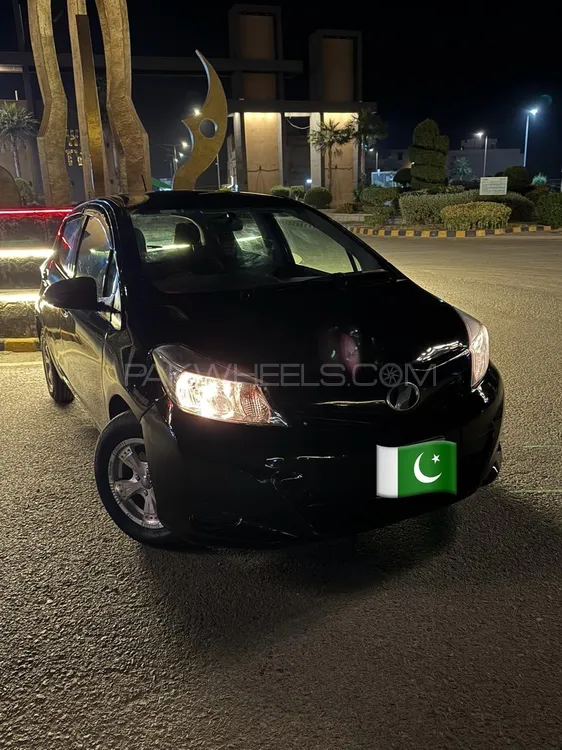 Toyota Vitz 2011 for Sale in Gujranwala Image-1