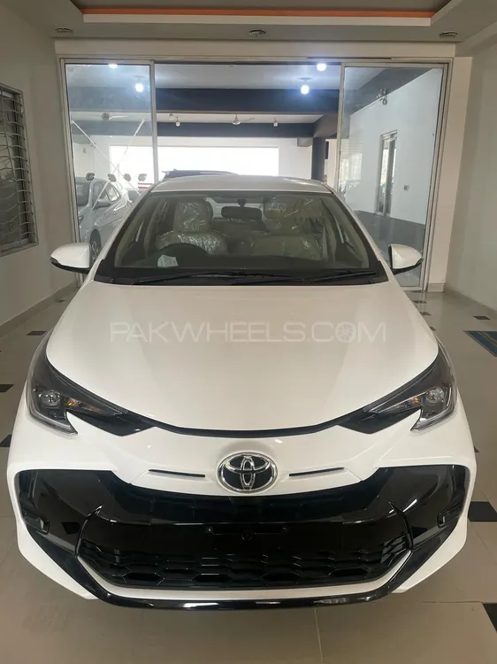 Toyota Yaris Sedan 2025 for Sale in Lahore Image-1