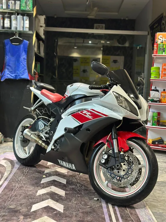 Yamaha YZF-R6 2009 for Sale Image-1