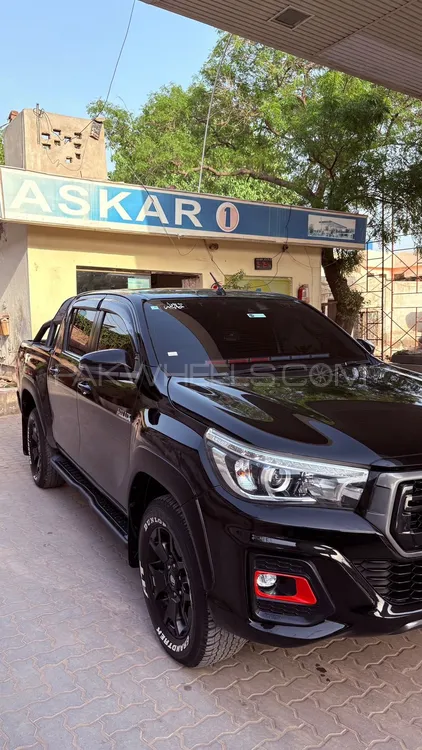 Toyota Hilux 2019 for Sale in Multan Image-1