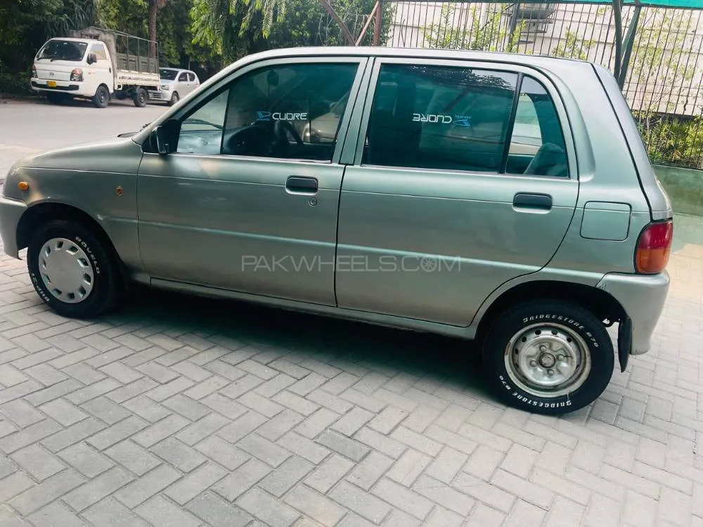 Daihatsu Cuore 2010 for Sale in Lahore Image-1