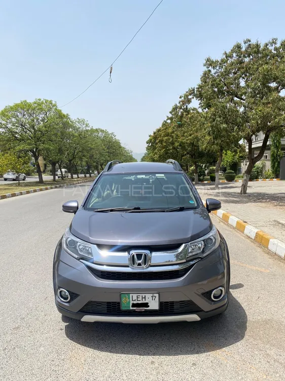 Honda BR-V 2017 for Sale in Islamabad Image-1