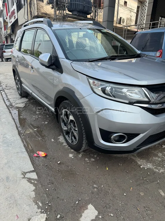 Honda BR-V 2019 for Sale in Lahore Image-1