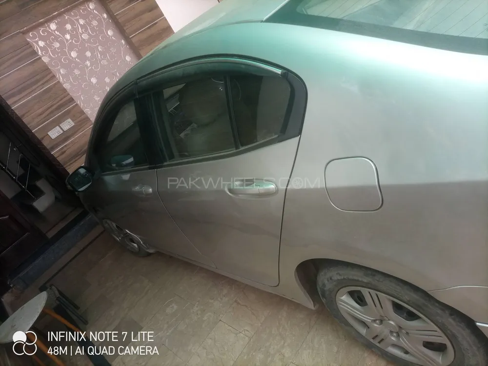 Honda City 2015 for Sale in Lahore Image-1
