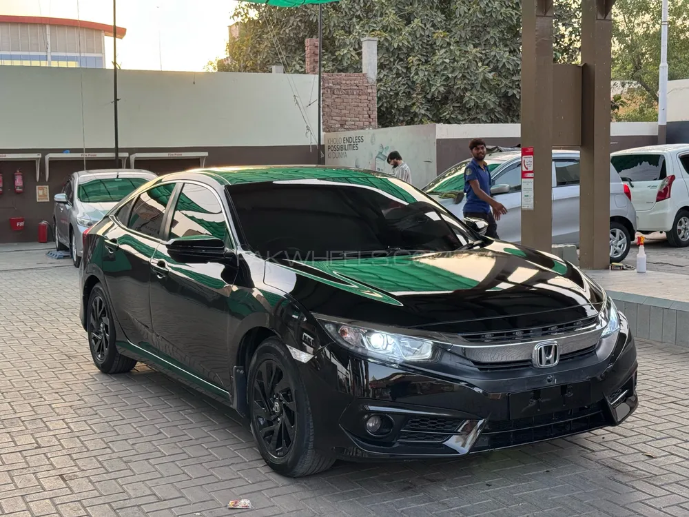 Honda Civic 2018 for Sale in Multan Image-1