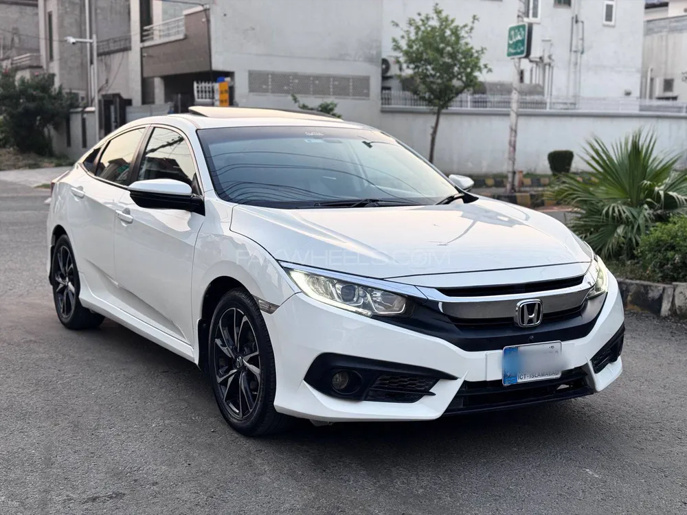 Honda Civic 2018 for Sale in Sialkot Image-1