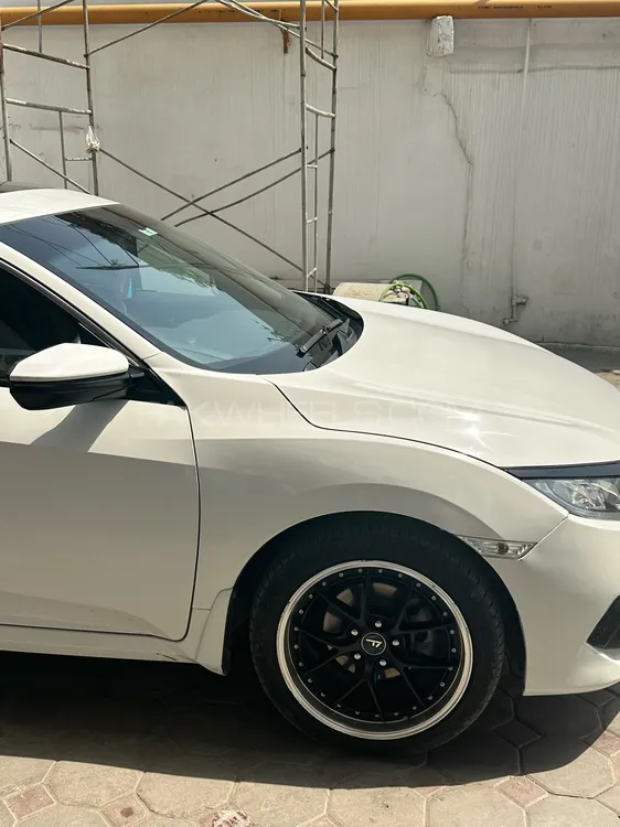Honda Civic 2018 for Sale in Sialkot Image-1