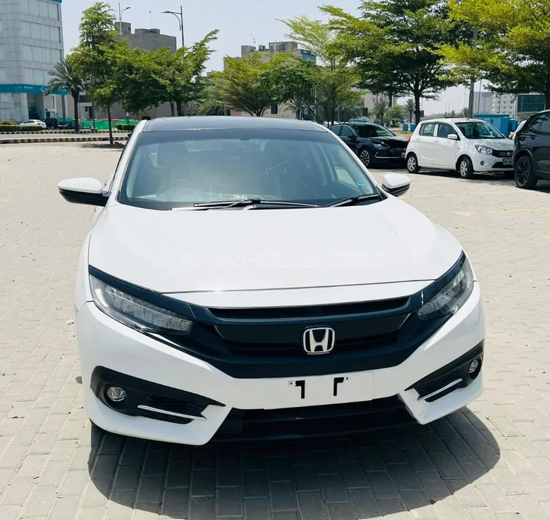 Honda Civic 2020 for Sale in Lahore Image-1