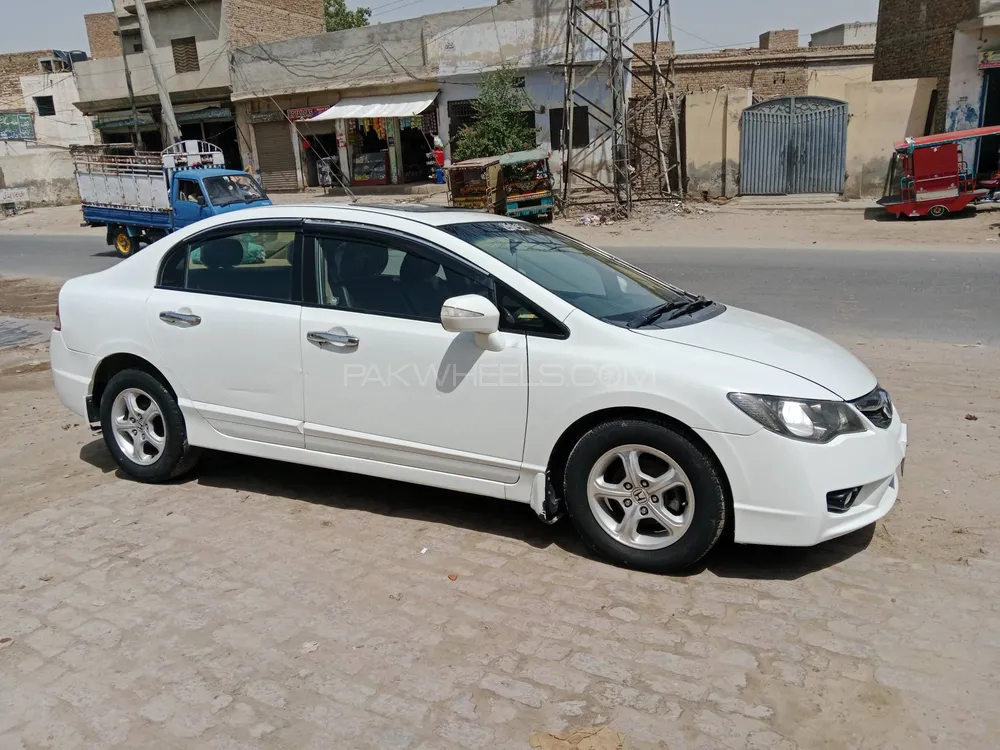 Honda Civic 2009 for Sale in Lahore Image-1