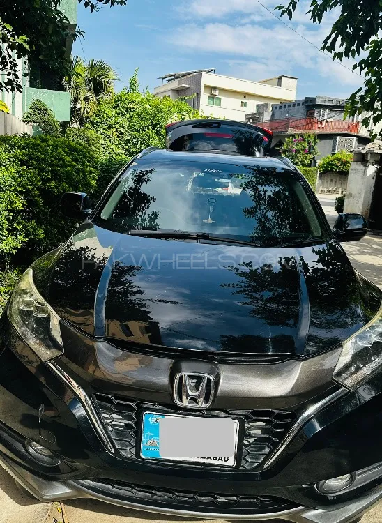 Honda Vezel 2014 for Sale in Islamabad Image-1