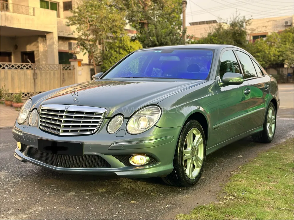 Mercedes Benz E Class 2007 for Sale in Lahore Mercedes Benz E Class 2007 for Sale in Lahore Image-8
