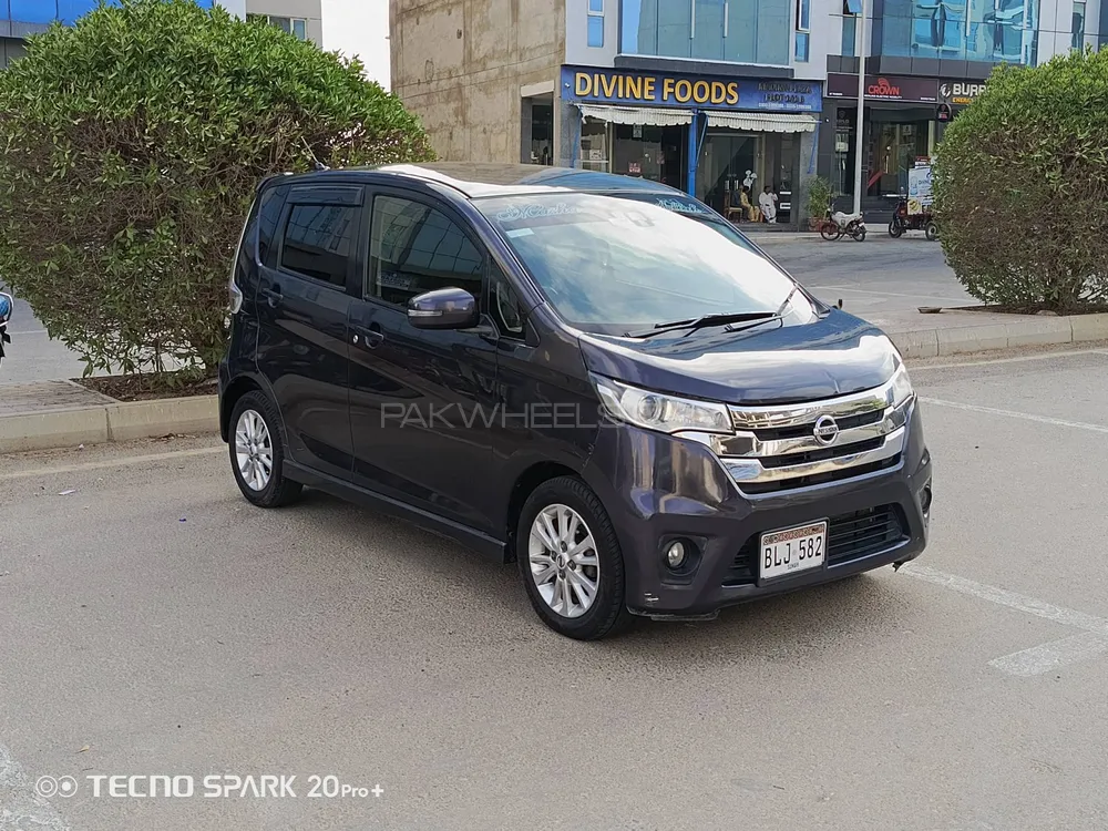 Nissan Dayz 2015 for Sale in Karachi Image-1