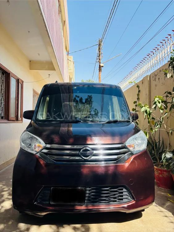 Nissan Dayz Roox 2014 for Sale in Karachi Image-1
