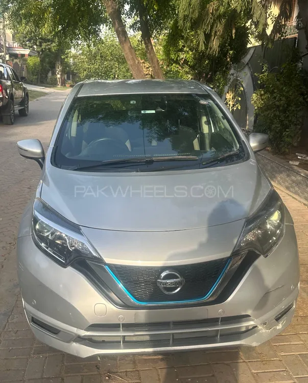 Nissan Note 2019 for Sale in Lahore Image-1