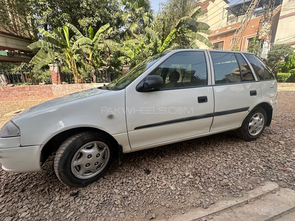 سوزوکی کلٹس 2011 for Sale in لاہور Image-1