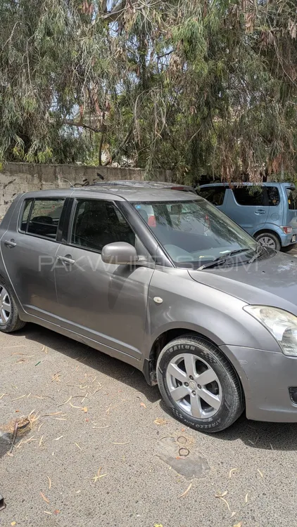 Suzuki Swift 2015 for Sale in Karachi Image-1