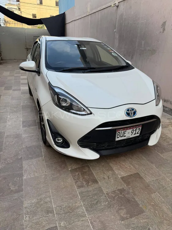 Toyota Aqua 2017 for Sale in Karachi Image-1