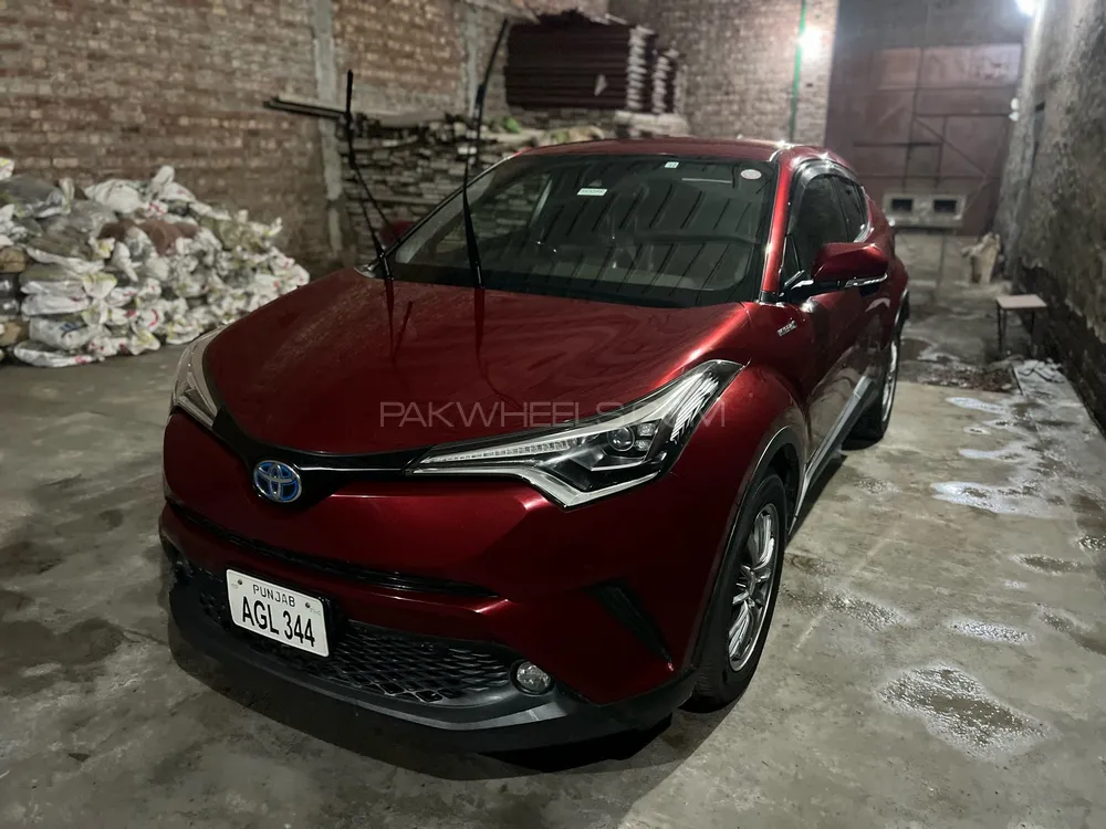 Toyota C-HR 2017 for Sale in Lahore Image-1