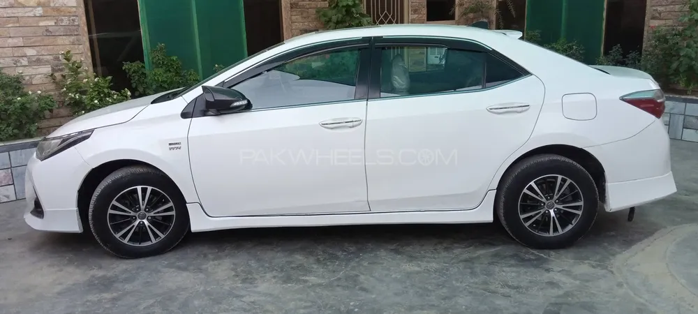 Toyota Corolla 2015 for Sale in Quetta Image-1