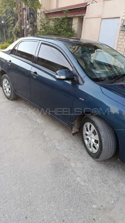 Toyota Corolla Axio 2012 for Sale in Rawalpindi Image-1