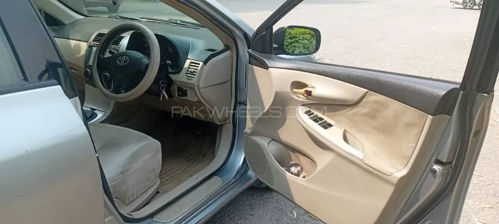 Toyota Corolla 2012 for Sale in Islamabad Image-1