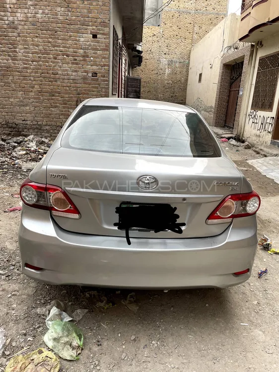 Toyota Corolla 2013 for Sale in Peshawar Image-1