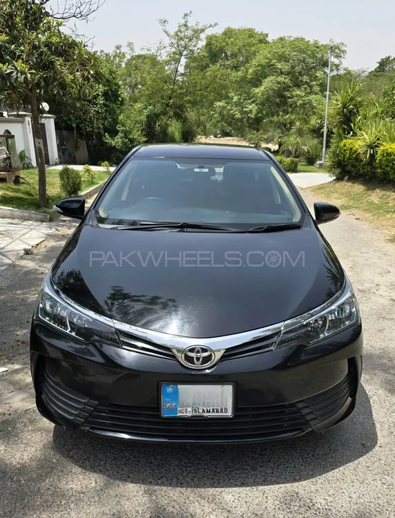 Toyota Corolla 2019 for Sale in Islamabad Image-1
