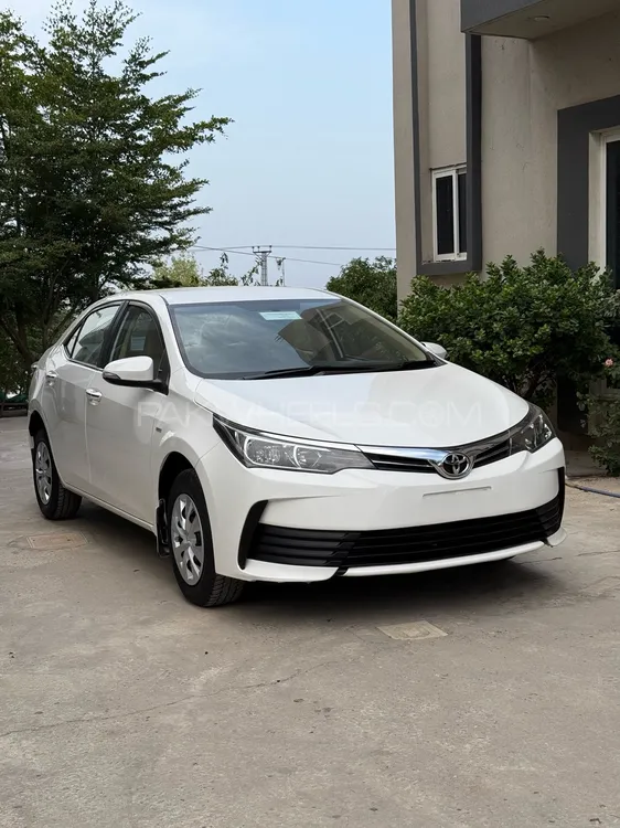 Toyota Corolla 2020 for Sale in Islamabad Image-1