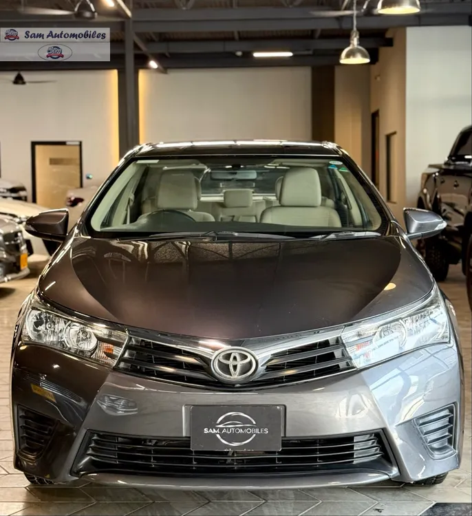 Toyota Corolla 2016 for Sale in Karachi Image-1