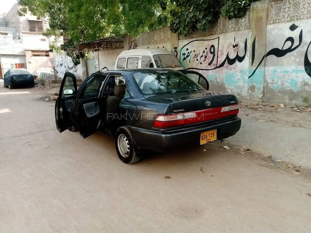 ٹویوٹا کرولا 2000 for Sale in کراچی Image-1