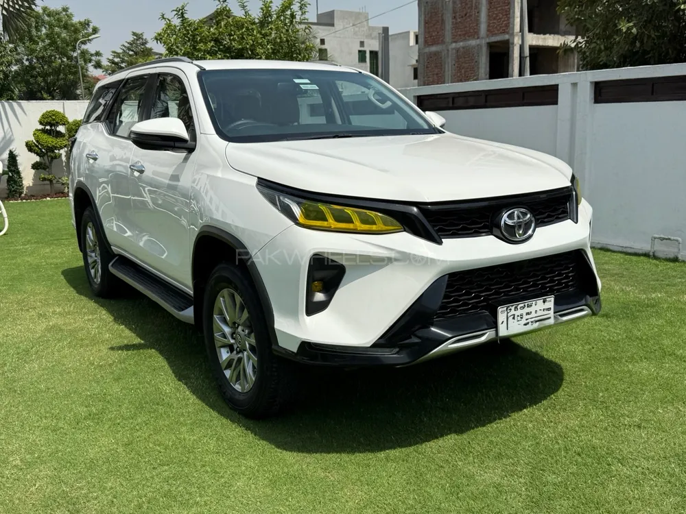 ٹویوٹا فورچیونر 2021 for Sale in لاہور Image-1