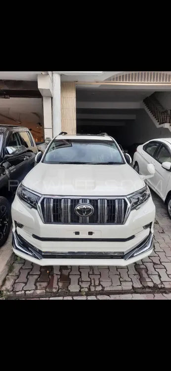 Toyota Prado 2019 for Sale in Lahore Image-1