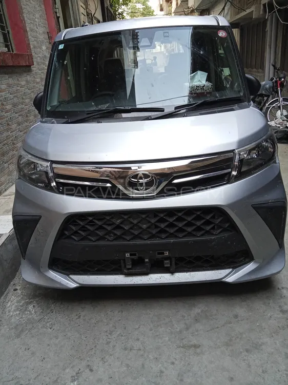 Toyota Roomy 2025 for Sale in Lahore Image-1
