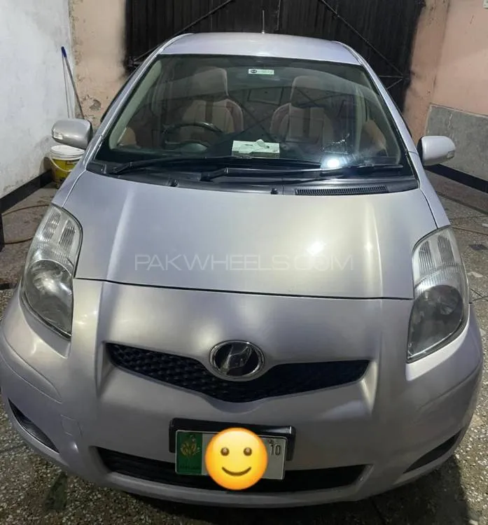 Toyota Vitz 2007 for Sale in Mian Wali Image-1