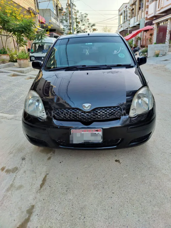 Toyota Vitz 2001 for Sale in Karachi Image-1