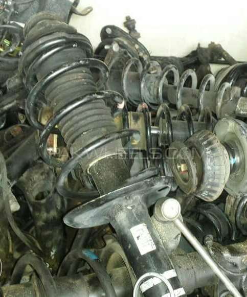  Toyota vitz 2005 1kr frand shocks set.  Image-1