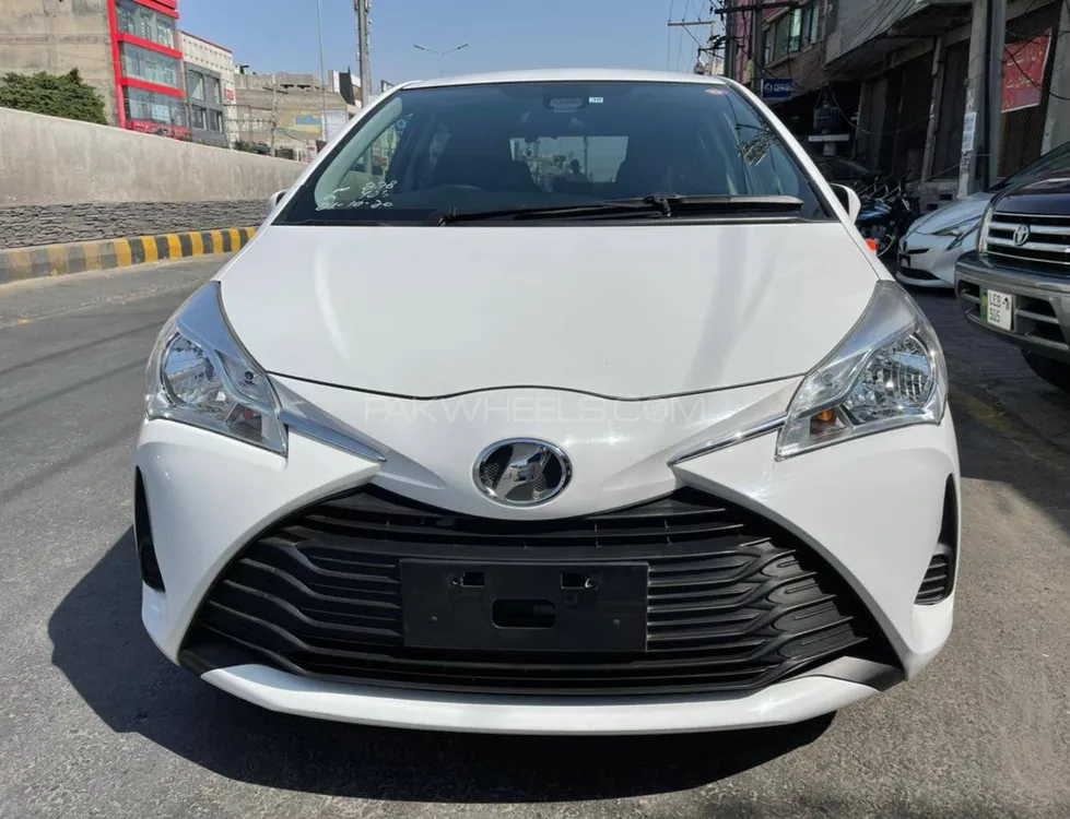 Toyota Vitz 2020 for Sale in Lahore Image-1