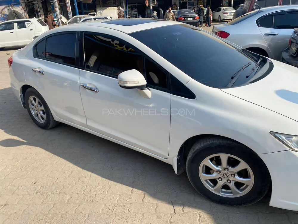 Honda Civic 2014 for Sale in Chakwal Image-1
