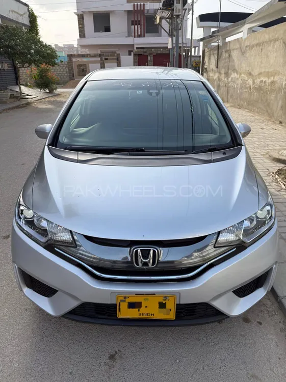 Honda Fit 2014 for Sale in Karachi Image-1
