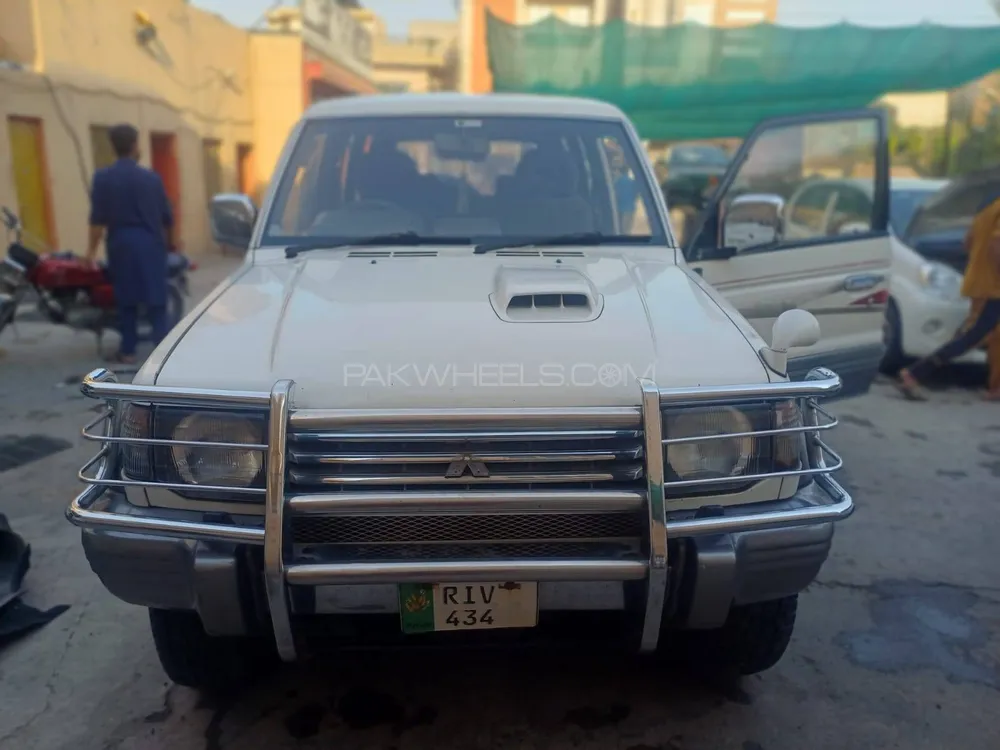 Mitsubishi Pajero 1994 for Sale in Lahore Image-1