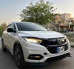 Honda Vezel Hybrid RS Honda Sensing  2016 for Sale