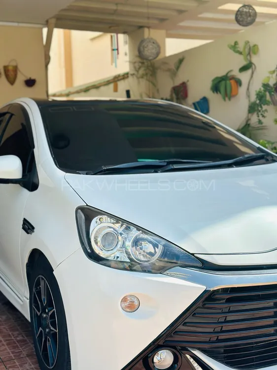 Toyota Aqua 2013 for Sale in Karachi Image-1