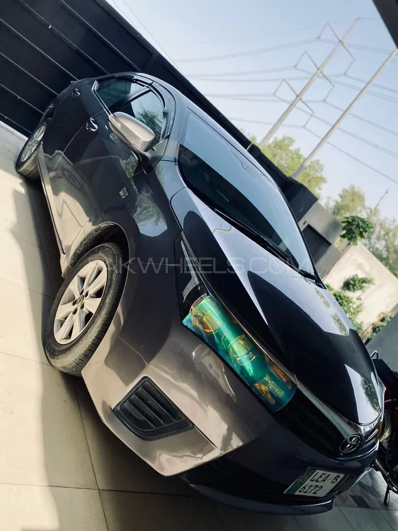 Toyota Corolla 2015 for Sale in Lahore Image-1