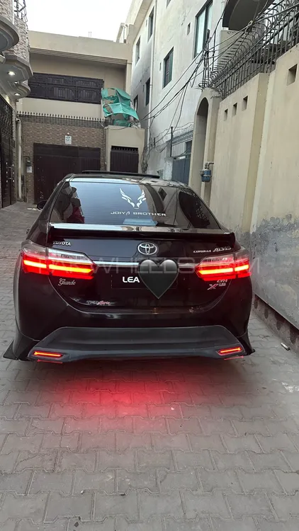 Toyota Corolla 2018 for Sale in Multan Image-1