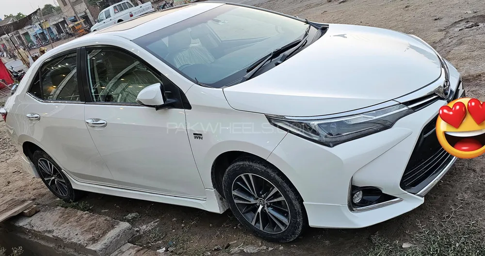 Toyota Corolla 2021 for Sale in Faisalabad Image-1