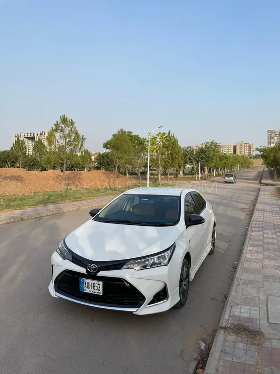 Toyota Corolla 2021 for Sale in Islamabad Image-1
