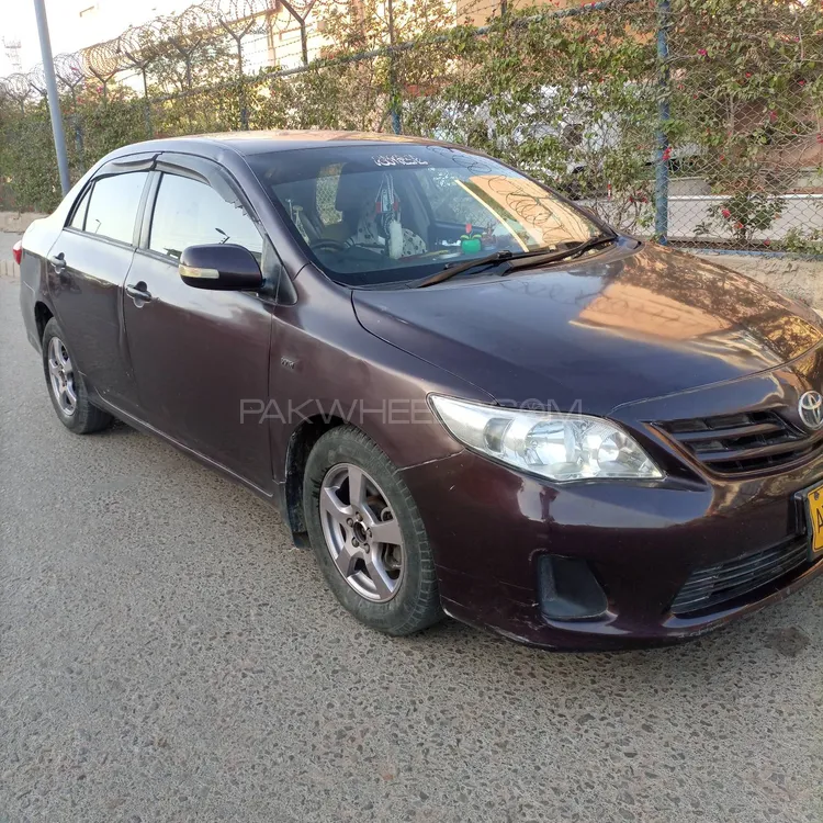 Toyota Corolla 2013 for Sale in Karachi Image-1