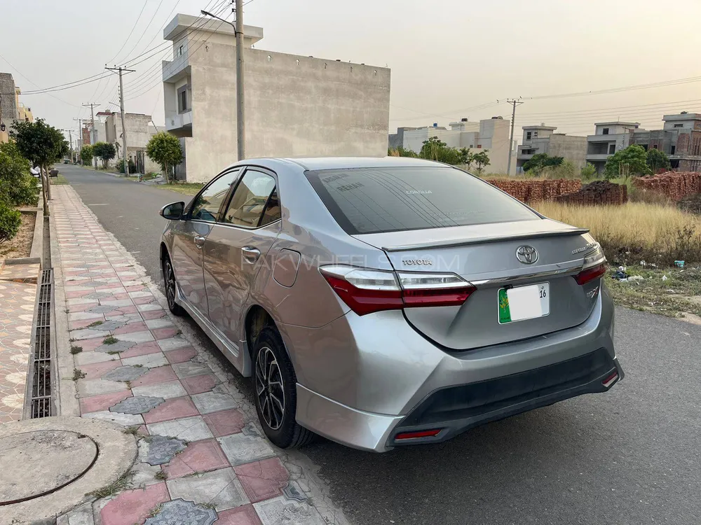 Toyota Corolla 2016 for Sale in Sialkot Image-1