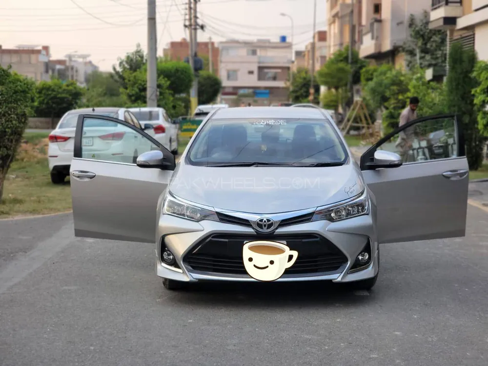 Toyota Corolla 2019 for Sale in Faisalabad Image-1